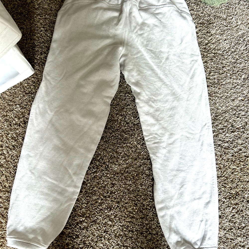 lululemon joggers.
